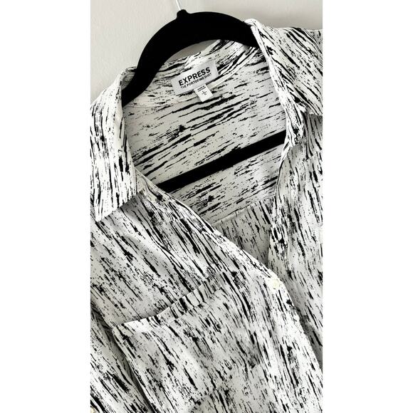 Express Portofino Shirt – Black & White Abstract Print – Size large - Picture 4 of 4